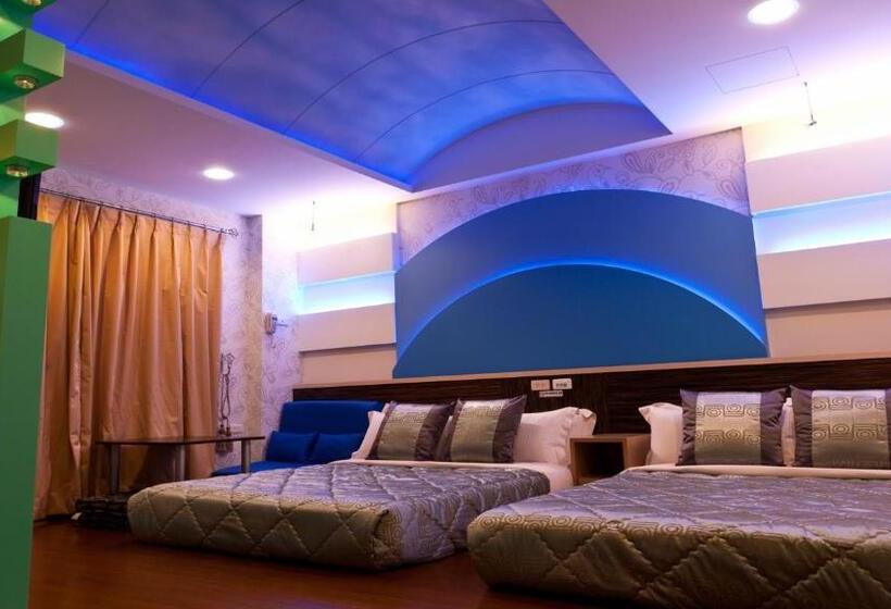 اتاق استاندارد چهار تخته, Ibiza Inn Kenting