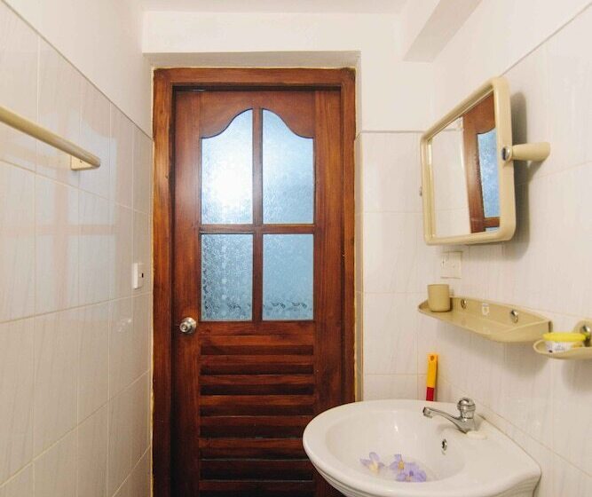 غرفة كومفورت, Antic Guesthouse   Galle Fort