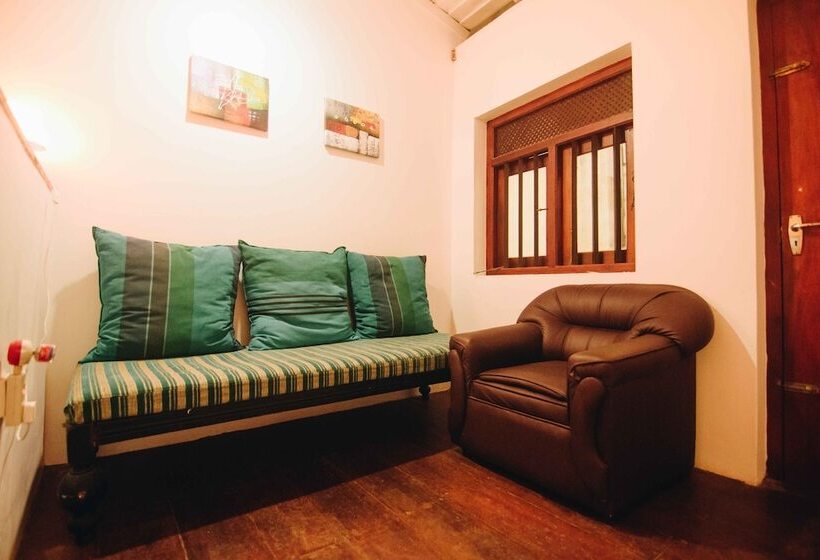 غرفة كومفورت, Antic Guesthouse   Galle Fort