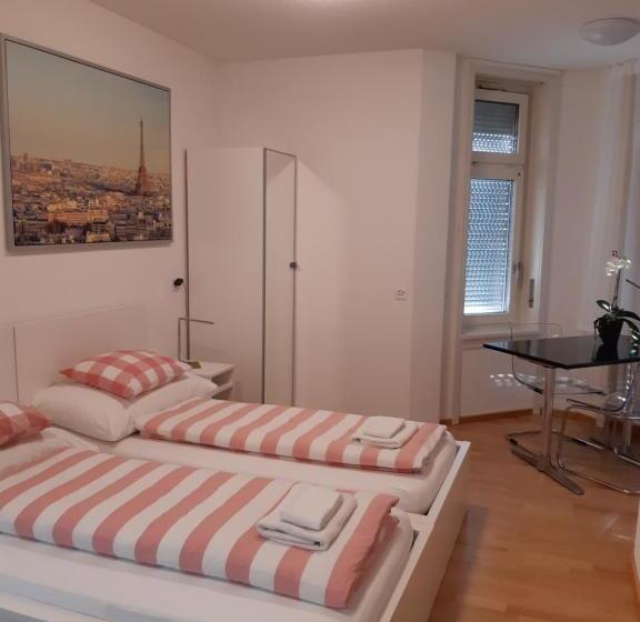 חדר סטנדרט, Good Bed Reiden