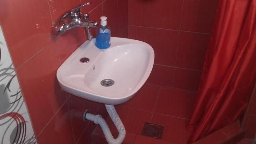 اتاق استاندارد چهار تخته, Guest House Dragomir