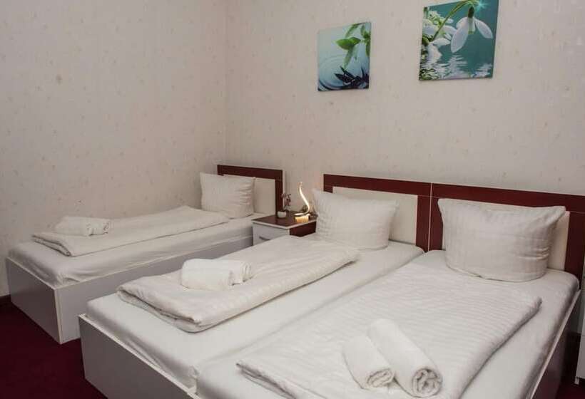 اتاق استاندارد سه نفره, Guest House Vip