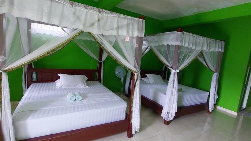 اتاق خانوادگی, Ida Guest House & Jungle Trekking