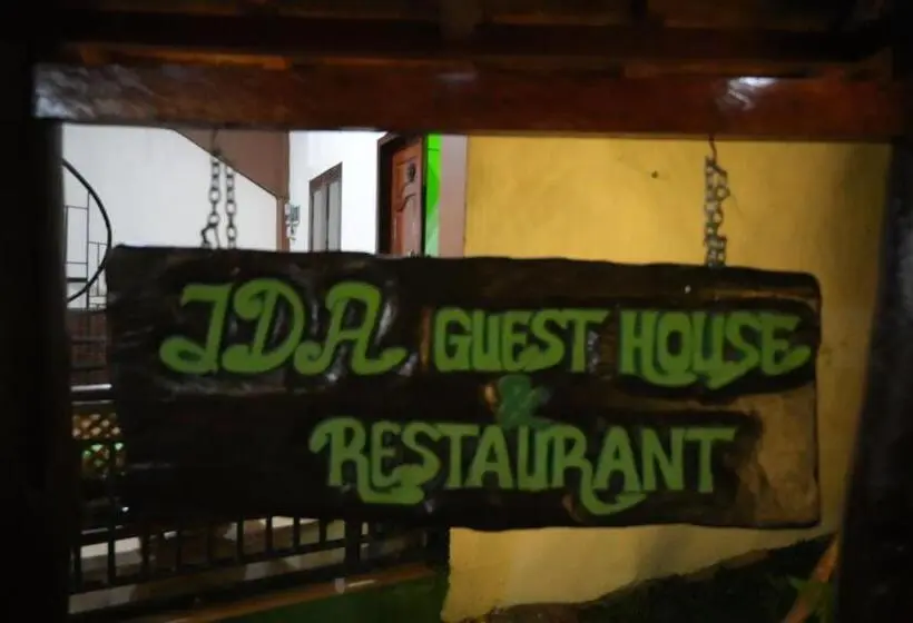 Standard-huone Sisäpuolella, Ida Guest House & Jungle Trekking