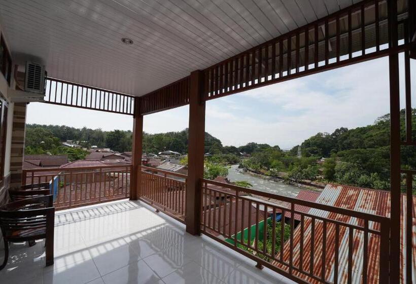 디럭스 룸, Ida Guest House & Jungle Trekking