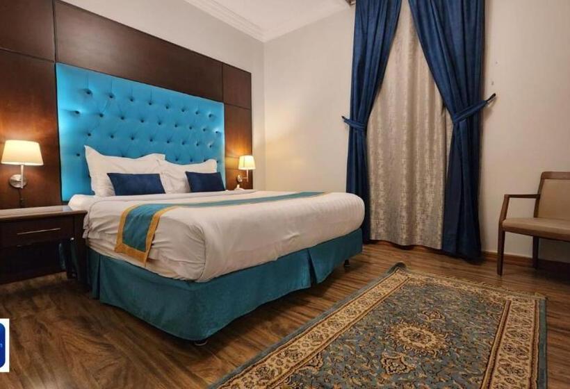 Апартаменты Deluxe 2 Спальни, قصر لازورد