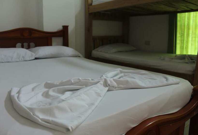 スタンダードトリプルルーム, Ibiza Cartagena