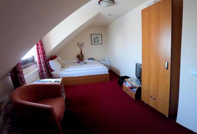 Apartament 2 Sypialnie, Casa Veche