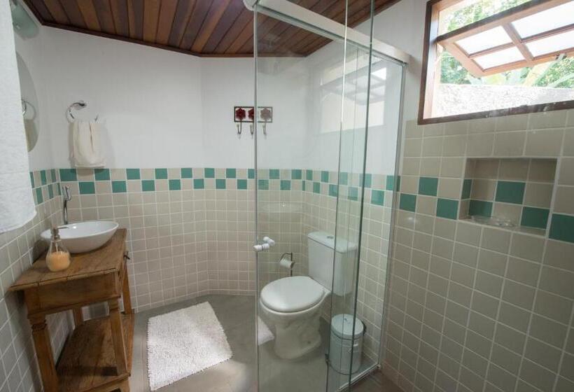 اتاق استاندارد سه نفره, Espaço Curamar   Praia De Itamambuca