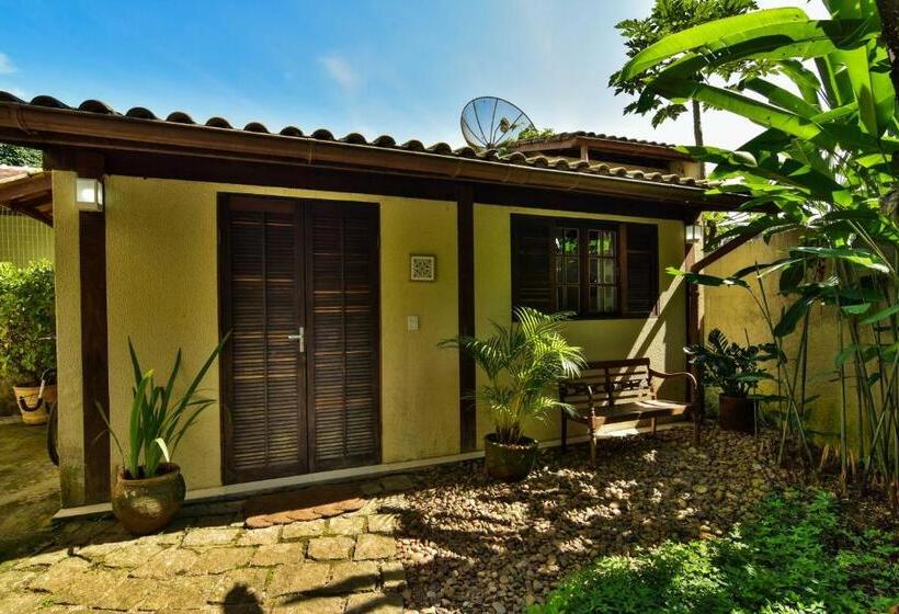 اتاق استاندارد سه نفره, Espaço Curamar   Praia De Itamambuca