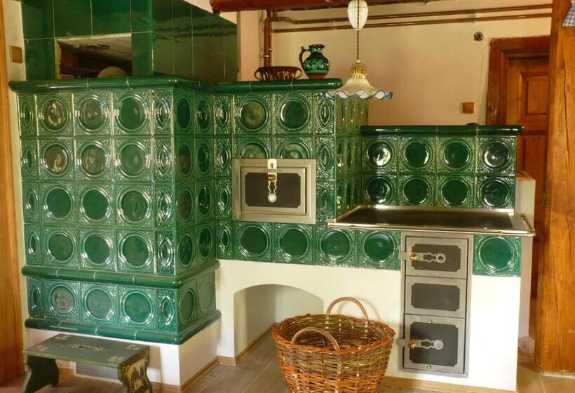 סוויטה משפחתית, Hepnarova Bouda