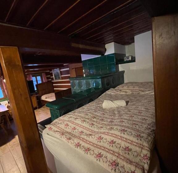 סוויטה משפחתית, Hepnarova Bouda