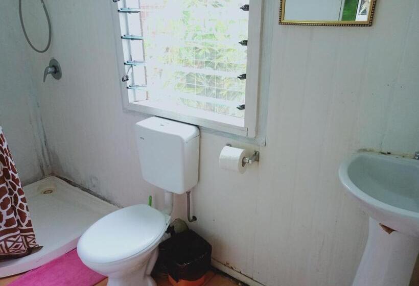 اتاق استاندارد با چشم‌انداز باغ, Olivias Accommodation