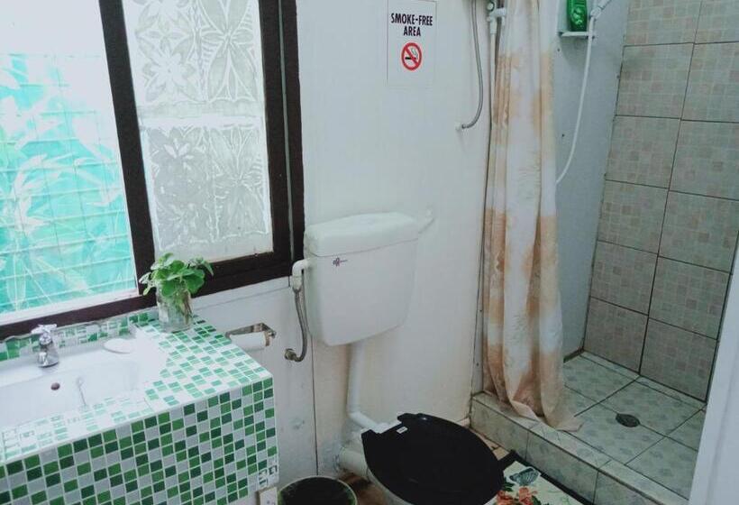 اتاق استاندارد با چشم‌انداز باغ, Olivias Accommodation