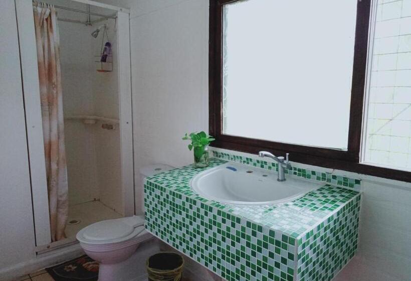 اتاق استاندارد با چشم‌انداز باغ, Olivias Accommodation