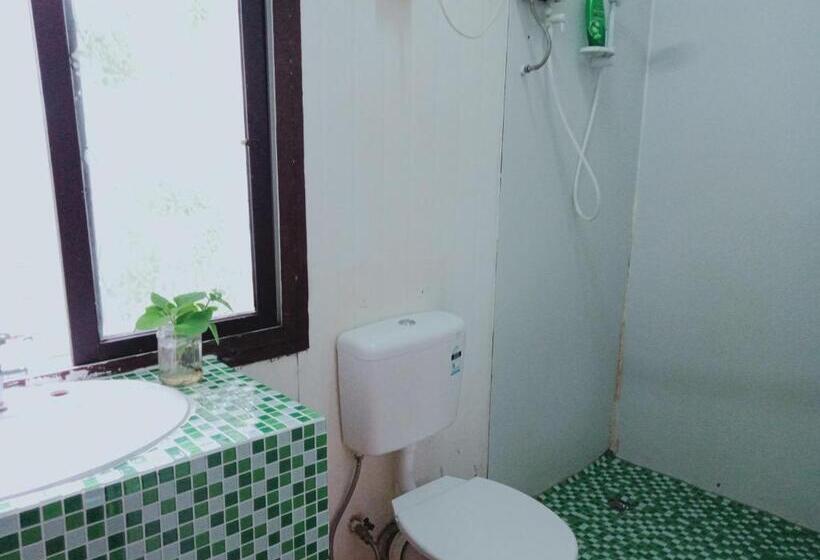 اتاق استاندارد با چشم‌انداز باغ, Olivias Accommodation