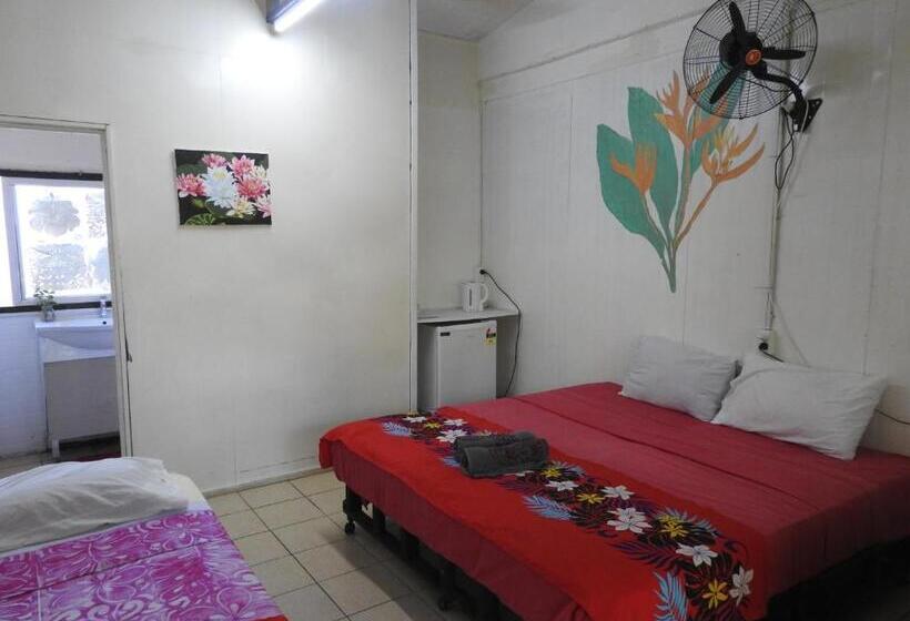 اتاق استاندارد سه نفره, Olivias Accommodation