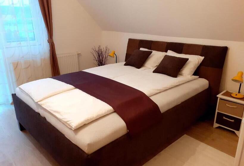 חדר סטנדרט, Pacsirta Vendégház