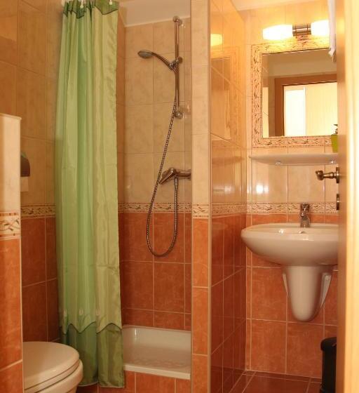 חדר דלוקס, Pacsirta Vendégház