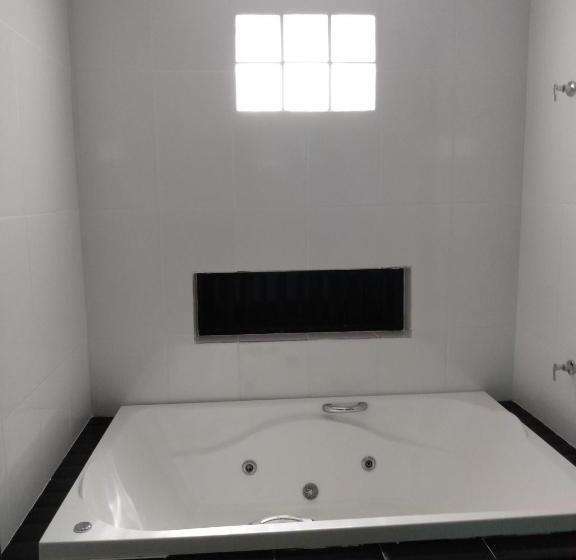 جناح ديلوكس, Pousada Pantanal Da Serra