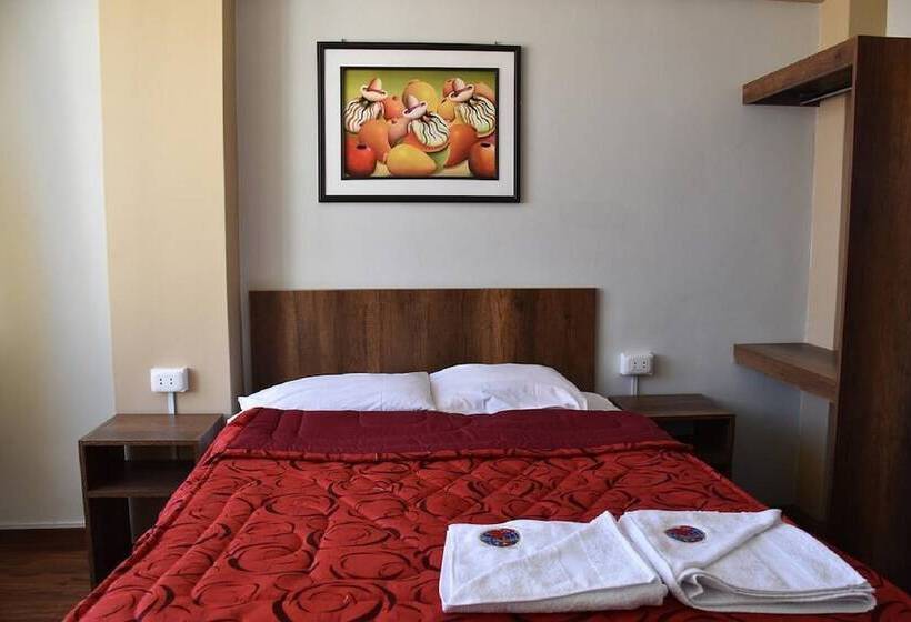 スタンダードルーム, Internacional De Arequipa