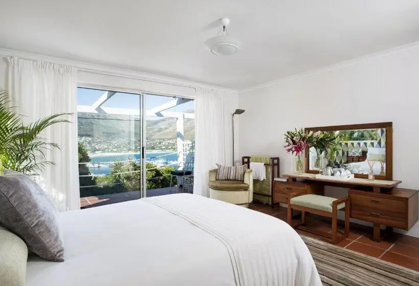 オーシャンビュースタンダードルームバルコニー付き, Poseidon Guest House
