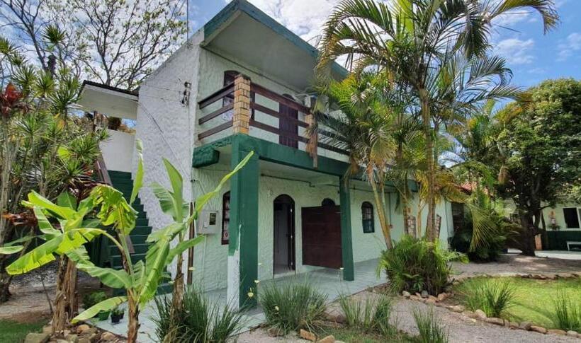 اتاق خانوادگی, Pousada Charle Brown