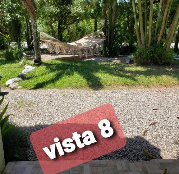 اتاق استاندارد چهار تخته, Pousada Charle Brown