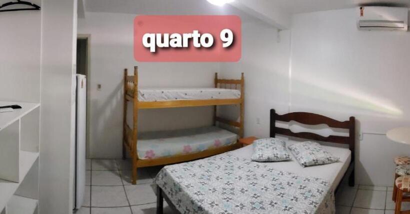 اتاق استاندارد چهار تخته, Pousada Charle Brown