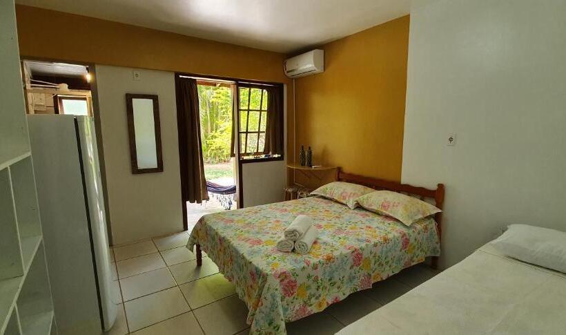 اتاق استاندارد سه نفره, Pousada Charle Brown