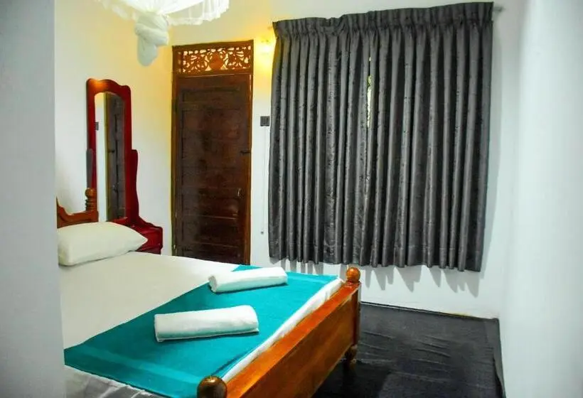 اتاق ساده سه نفره, Relax Guest House Dambulla
