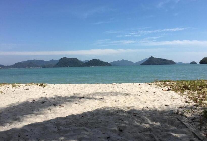 Bungalow Standard, Wild Pasir Panjang