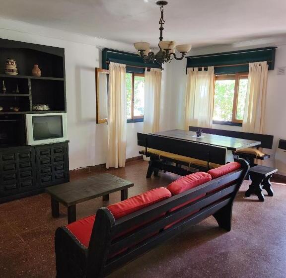 Дом 2 Спальни, Apart Hotel Sahara
