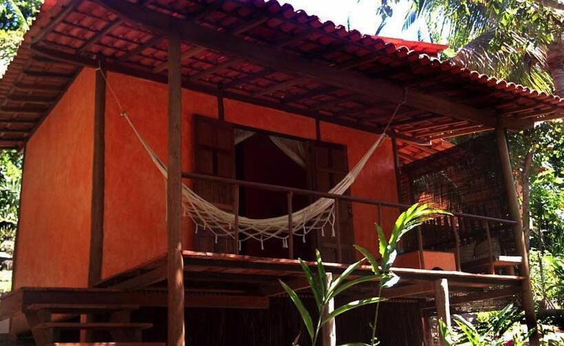 بانگلوی استاندارد با چشم‌انداز دریا, Dendê Loft