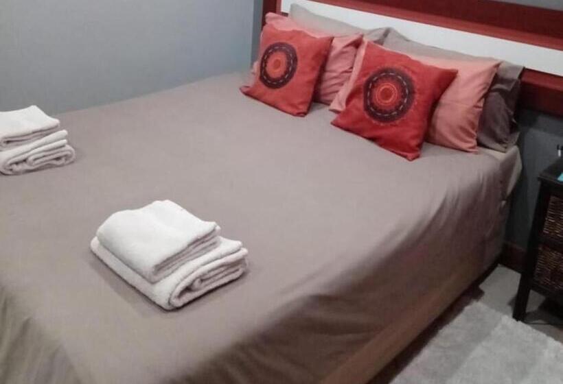 חדר סטנדרט מותאם לאדם עם מוגבלויות, Grand Central Guesthouse