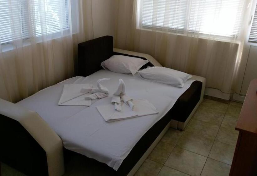 استودیوی استاندارد, Guest House Krasi