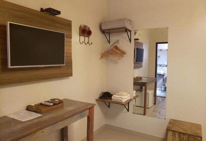 スタンダードルーム, Pousada Das Orquídeas