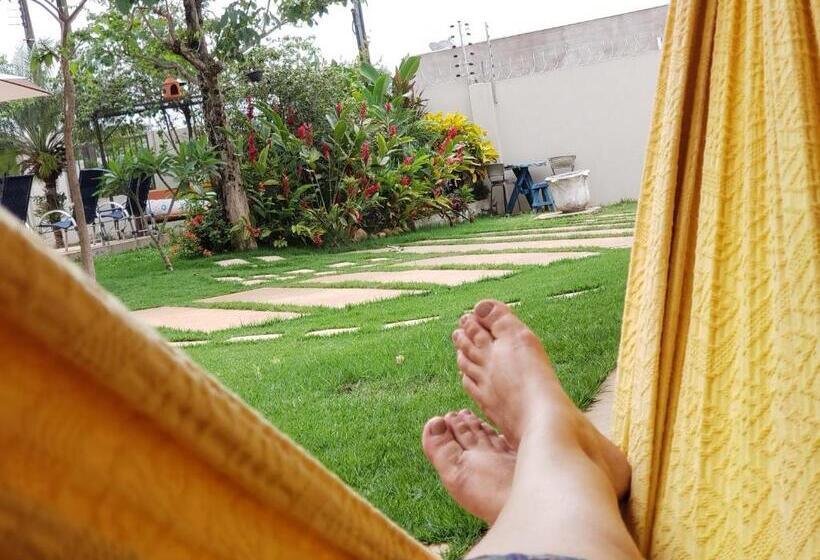 ファミリーステューディオ, Pousada Das Orquídeas