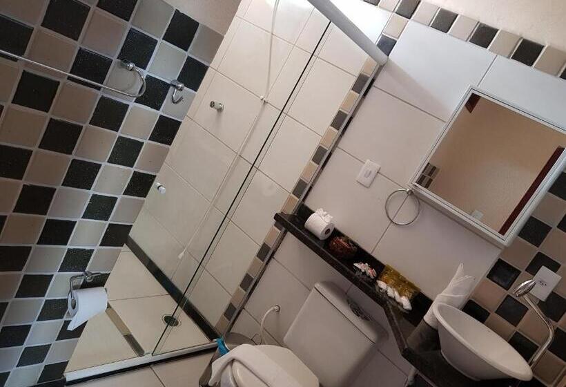 اتاق استاندارد چهارنفره با بالکن, Pousada Terra Garrida