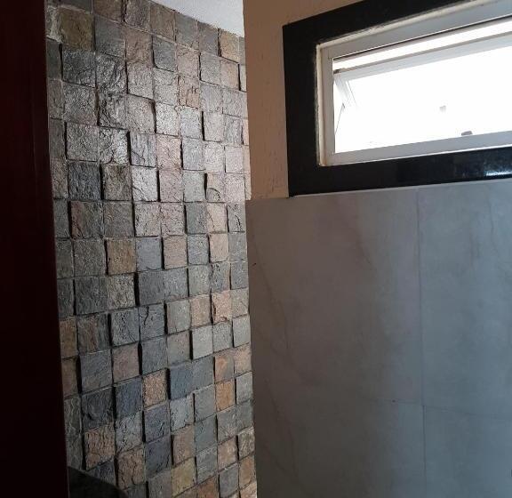 수피리어 트리플 룸, Pousada Terra Garrida