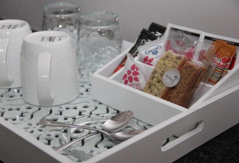 豪华家庭房间, Green Kalahari Guesthouse