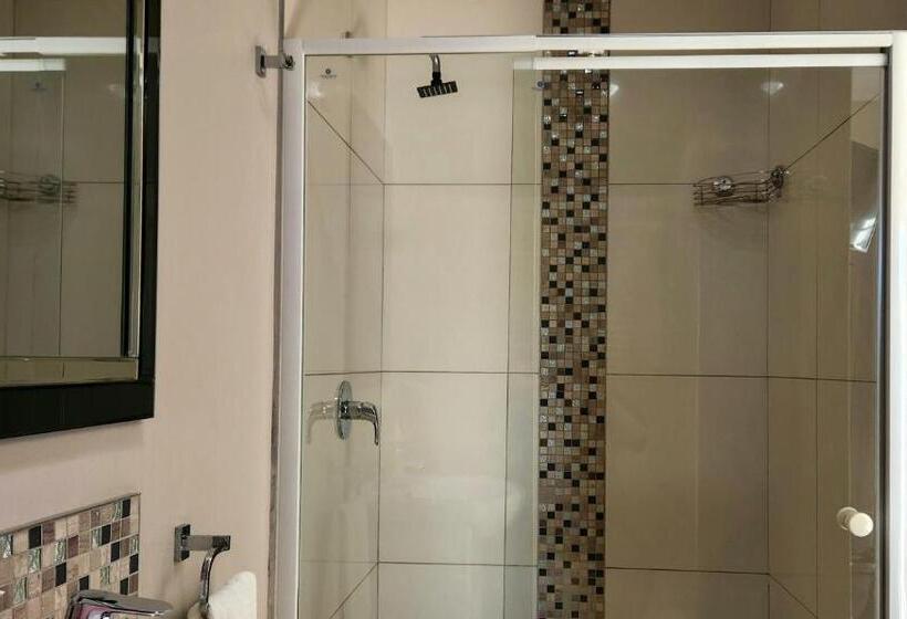 Номер Стандарт, Green Kalahari Guesthouse