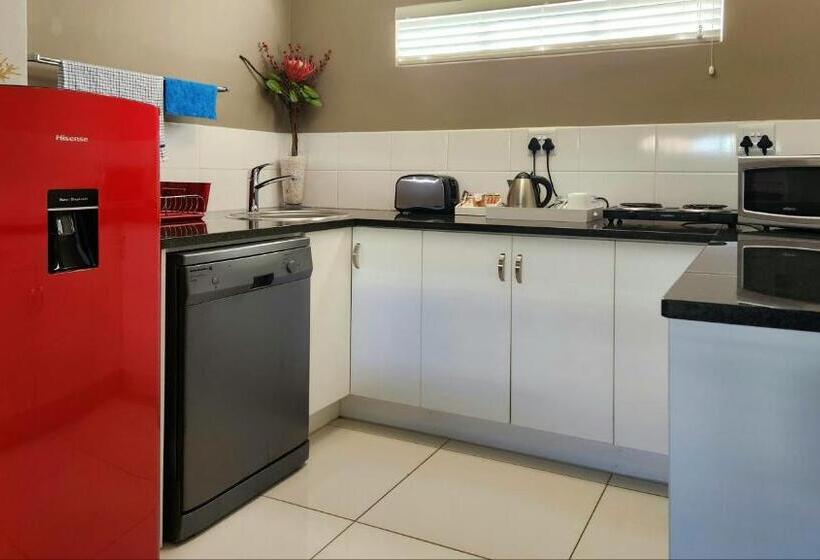 Семейный Номер Deluxe, Green Kalahari Guesthouse