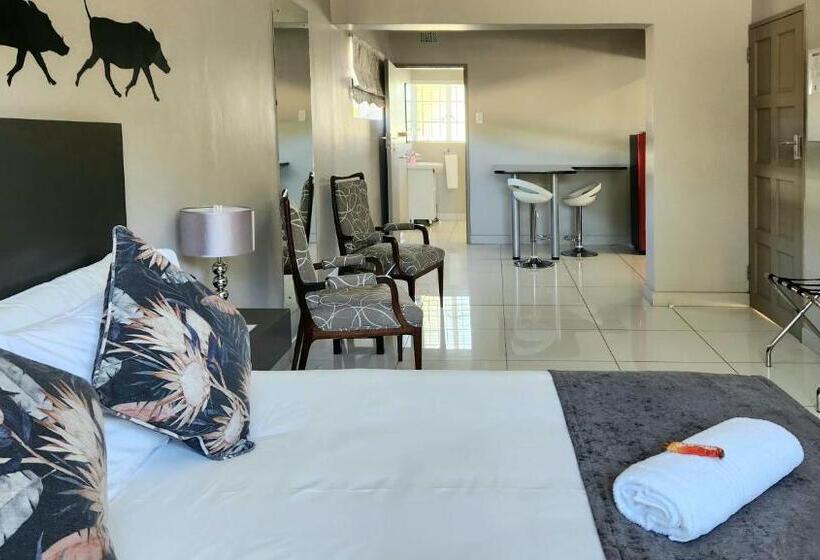 豪华家庭房间, Green Kalahari Guesthouse