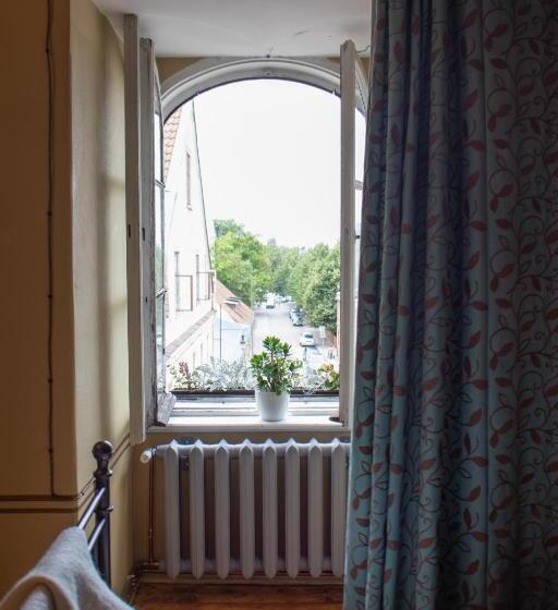 اتاق استاندارد سه نفره, Roberta Hercberga Apartamenti