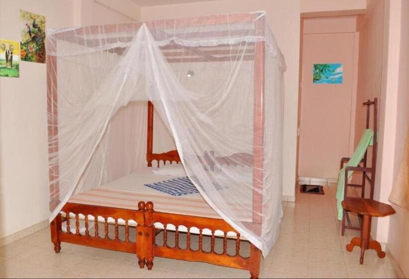 ガーデンビュースタンダードルーム, Dilena Beach Inn