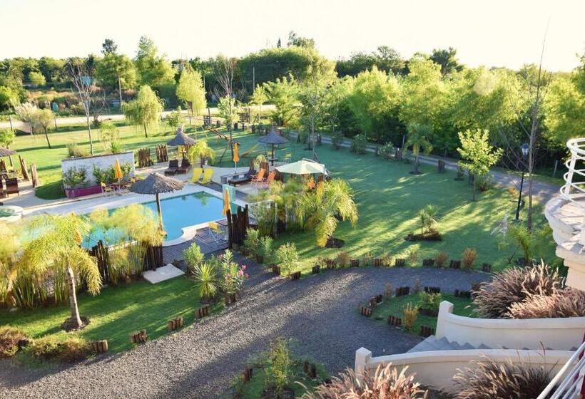 اتاق لوکس با بالکن, Terra Y Rio