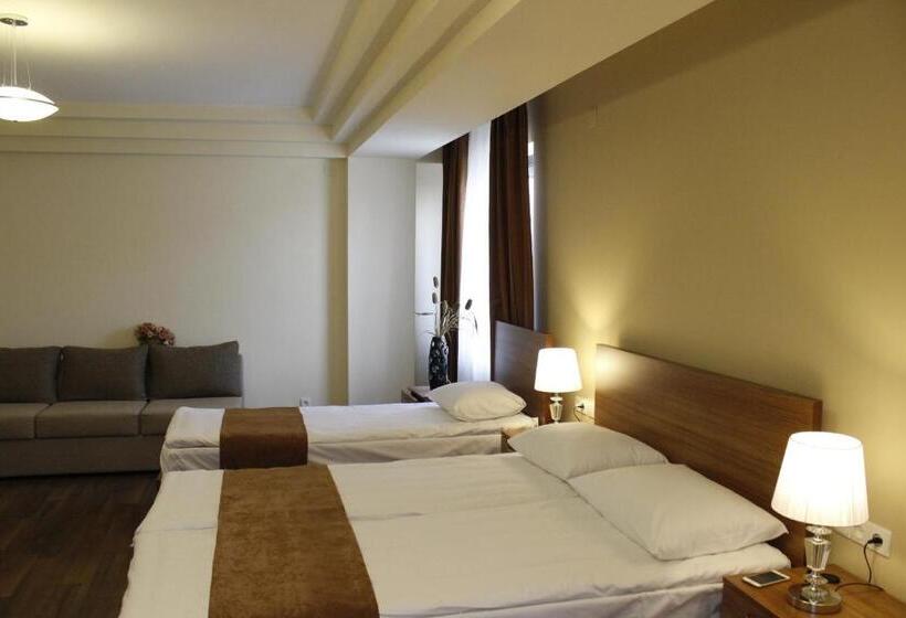 اتاق استاندارد چهار تخته, 5th Floor Guest House Yerevan
