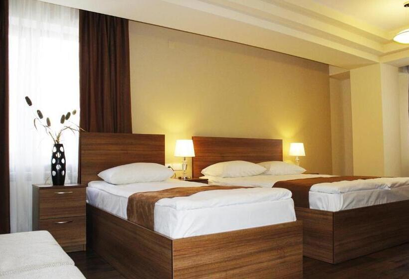 اتاق استاندارد چهار تخته, 5th Floor Guest House Yerevan