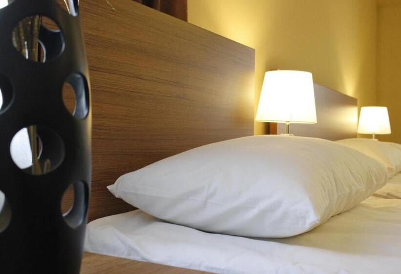 اتاق استاندارد چهار تخته, 5th Floor Guest House Yerevan